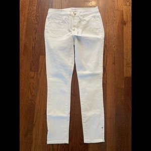 FRAME: BRAND NEW WHITE jeans